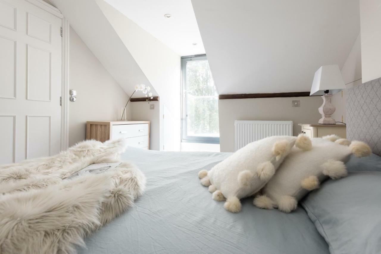 The Navy Court - Scandinavian Inspired 4Bdr Home 옥스퍼드 외부 사진