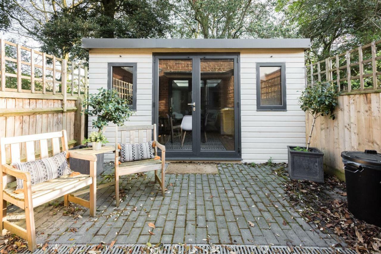 The Navy Court - Scandinavian Inspired 4Bdr Home 옥스퍼드 외부 사진